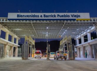 Barrick Pueblo Viejo, UTECO y Colorado School of Mines Barrick Pueblo Viejo, UTECO y Colorado School of Mines firman acuerdo para fortalecer capacidades en minería sostenible y gestión de presas de cola