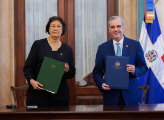 Gobiernos de la República Dominicana y de Surinam firman acuerdos de cooperación y alianzas estratégicas en el sector turístico, agricultura e inversión privada