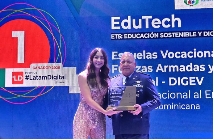 Escuelas Vocacionales del Ministerio de Defensa de la República Dominicana obtienen máximo galardón en los Premios Latam Digital 2026