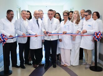 SNS inaugura primera unidad de cirugía intrauterina del país; bebés podrán ser operados antes de nacer de forma gratuita