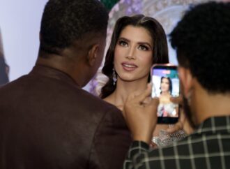 Elena Izzo Anselmi: Belleza con historia, talento y propósito que captan la atención rumbo a Miss Universo República Dominicana 2026