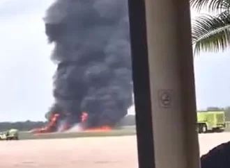 Avión privado se estrella en el Aeropuerto de La Romana; fallecen dos pilotos