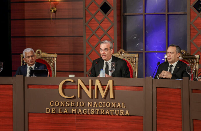 Presidente Abinader convoca al Consejo Nacional de la Magistratura para este lunes