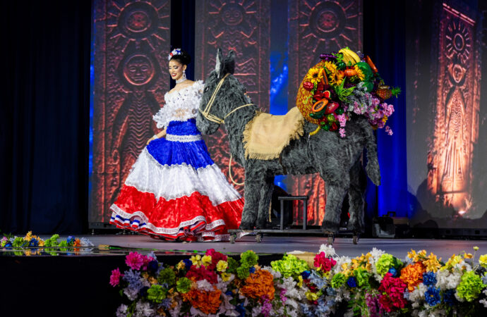 Alana Chalas conquista el segundo lugar en la competencia de traje típico del Miss RD Universo 2026