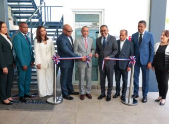 Directores DA y Contraloría inauguran unidad auditoría velará por transparencia en procesos