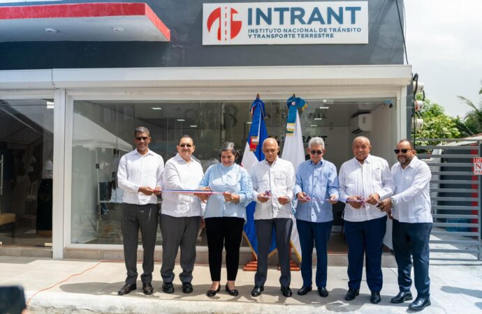 INTRANT acerca sus servicios a Hato Mayor con la apertura de la primera oficina de licencias de conducir