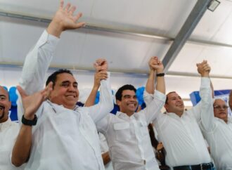 Diputado Orlando Martínez encabeza fuerte respaldo político a Wellington Arnaud en Monseñor Nouel