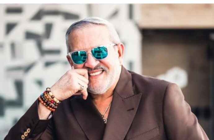 Muere el artista y comunicador Raúl Grisanty tras sufrir un infarto