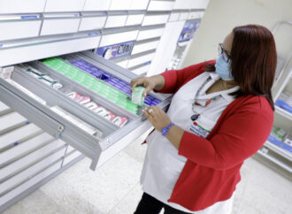 Medicamentos de alto costo en RD: avances, cobertura y desafíos de sostenibilidad