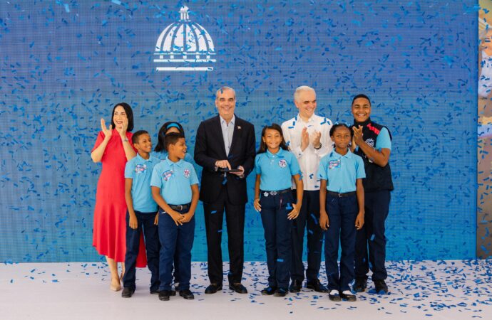 Presidente Abinader da inicio al año escolar 2026-2027 con más de dos millones de estudiantes convocados
