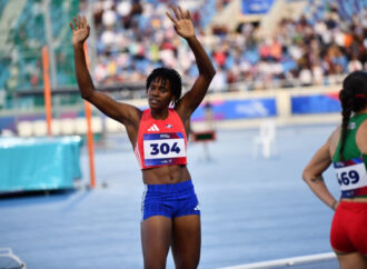 Marileidy Paulino avanza fácil a la final de los 400 metros planos