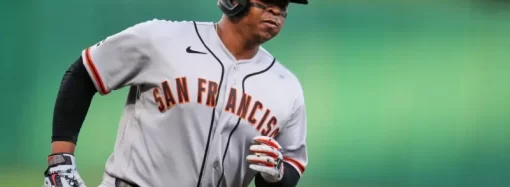 Devers eleva a tres los partidos pegando de jonrón y suma 32