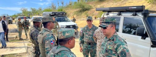 Comandante general del Ejército realiza intensa supervisión operativa de tres días en la frontera terrestre