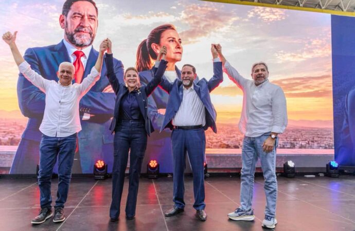 Eligio Jáquez anuncia su respaldo a la candidatura presidencial de Carolina Mejía
