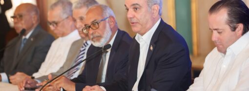 Gobierno destina RD 2,000 millones recuperados del combate a la corrupción para construir instalaciones deportivas en más del 47 % del territorio nacional